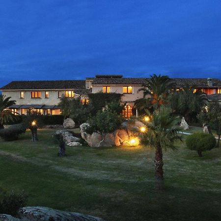 Hotel Pulicinu Baja Sardinia Esterno foto