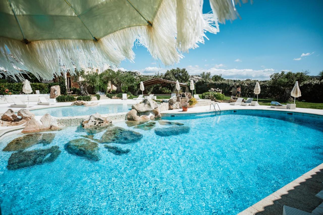 Hotel Pulicinu Baja Sardinia Esterno foto