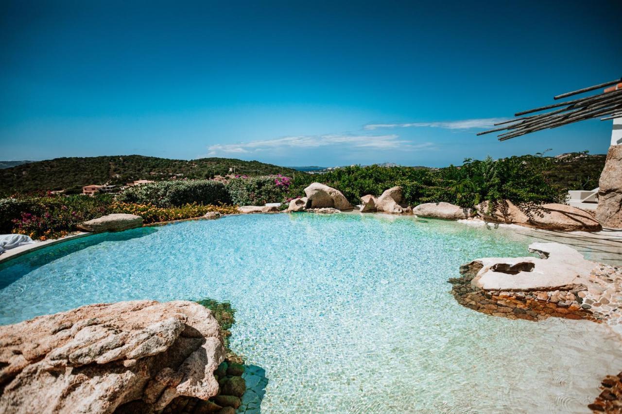 Hotel Pulicinu Baja Sardinia Esterno foto