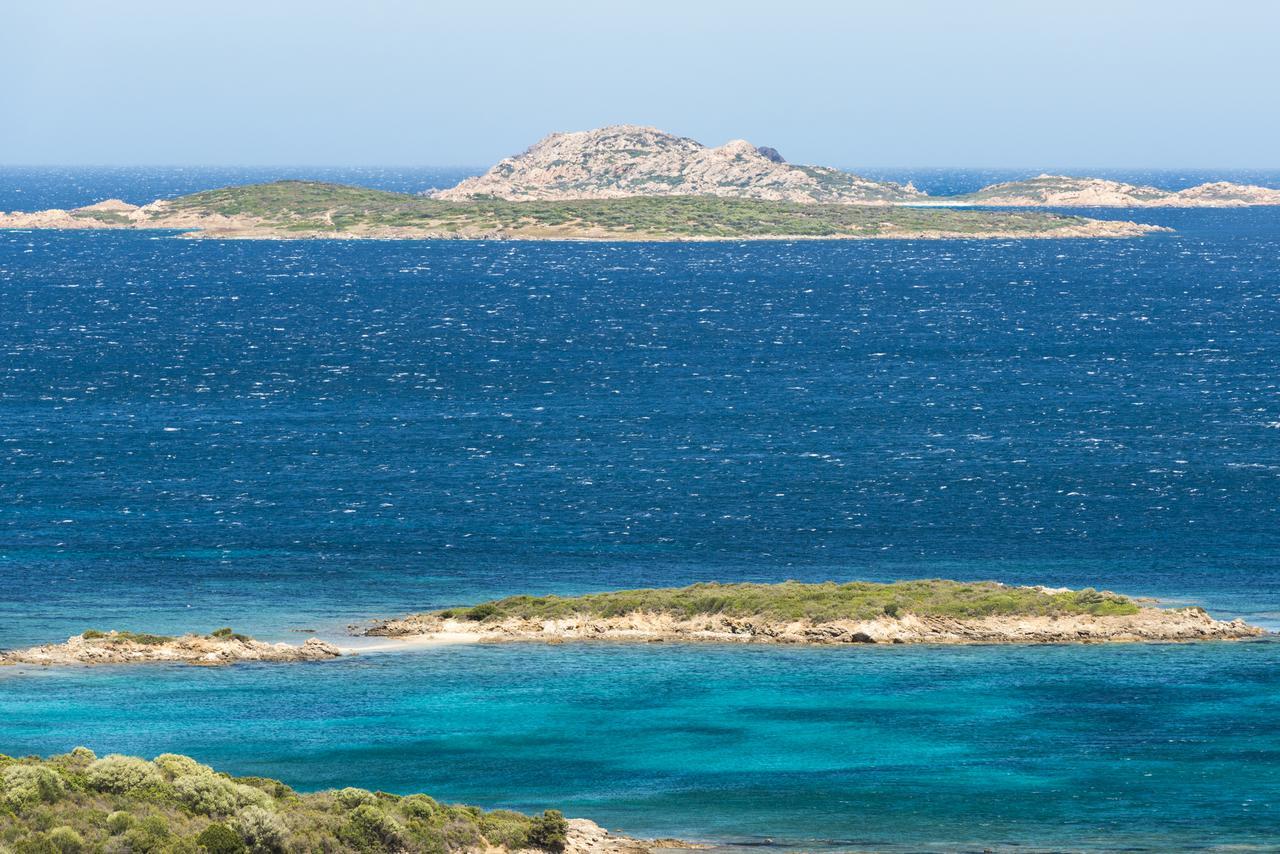 Hotel Pulicinu Baja Sardinia Esterno foto